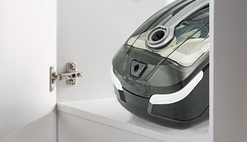 Моющий пылесос Thomas Parkett Master XT - компактные размеры позволяют хранить прибор в шкафу