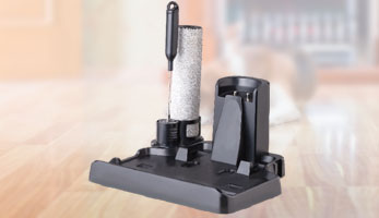 AquaFloorCleaner Cordless Plus, аксессуары расположены на зарядной станции THOMAS AquaFloorCleaner Cordless Plus, удобное хранение аксессуаров на зарядной станции